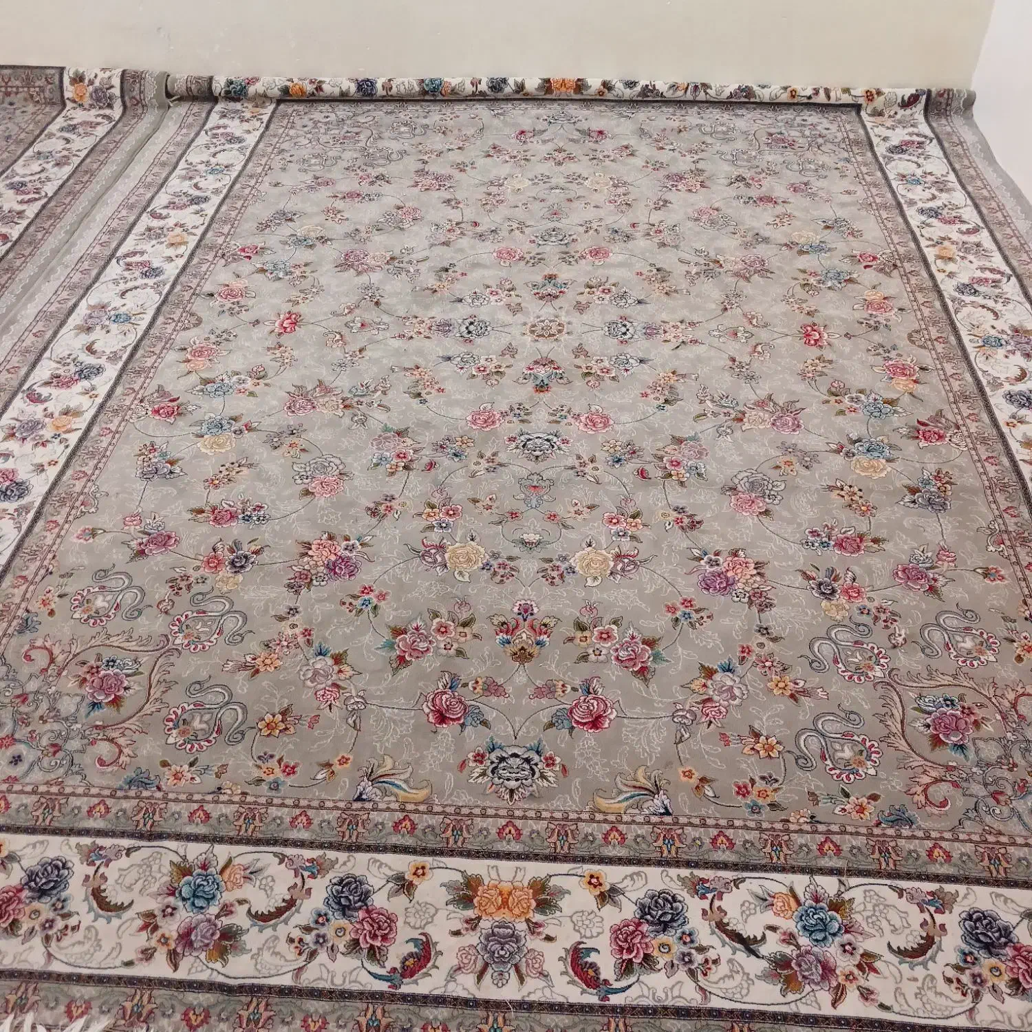 فرش ۱۲متری یک جفت|فرش|بجنورد, |دیوار