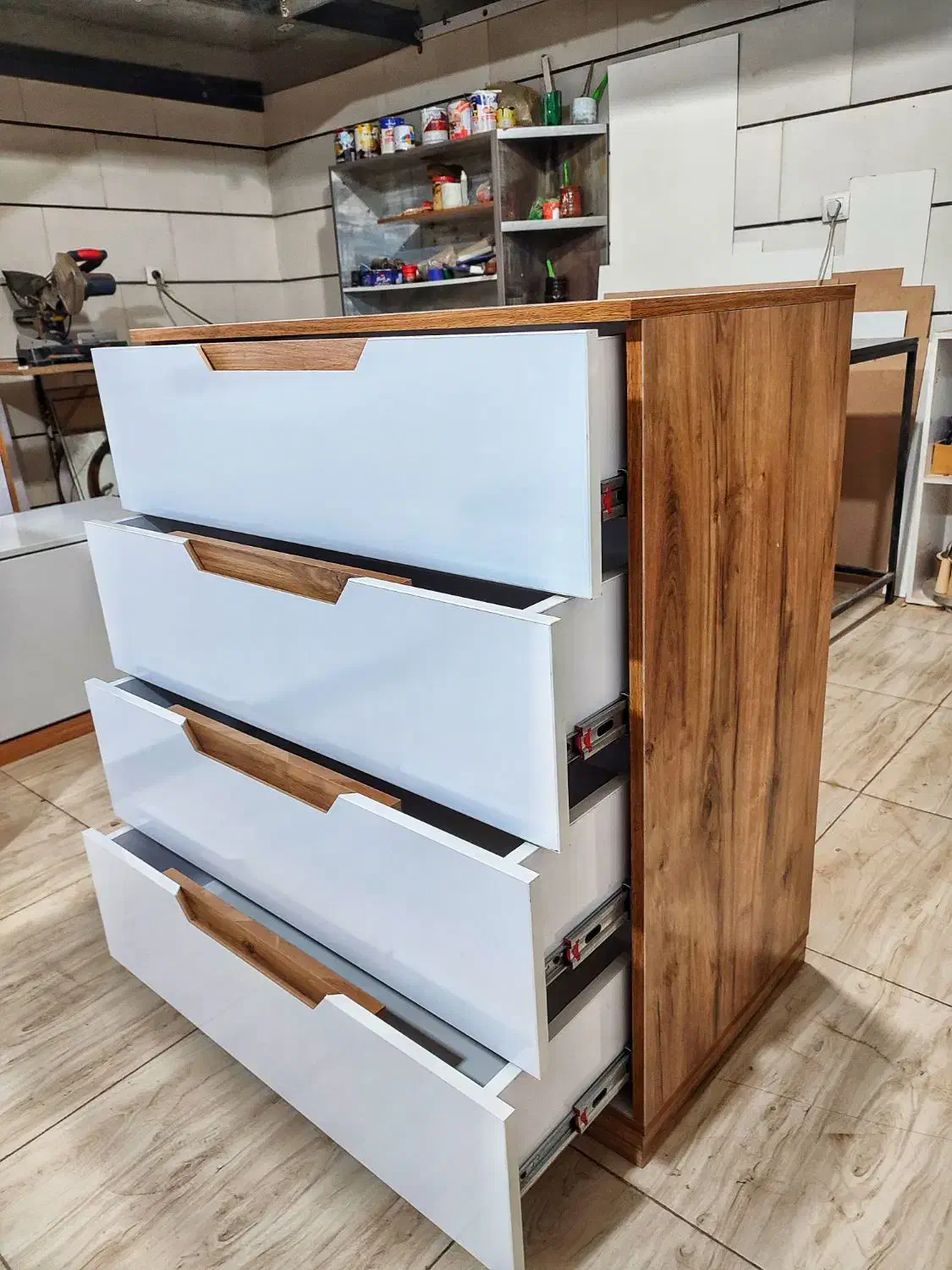 دراور ۴ کشو|جاکفشی، کمد، دراور|خرم‌آباد, |دیوار