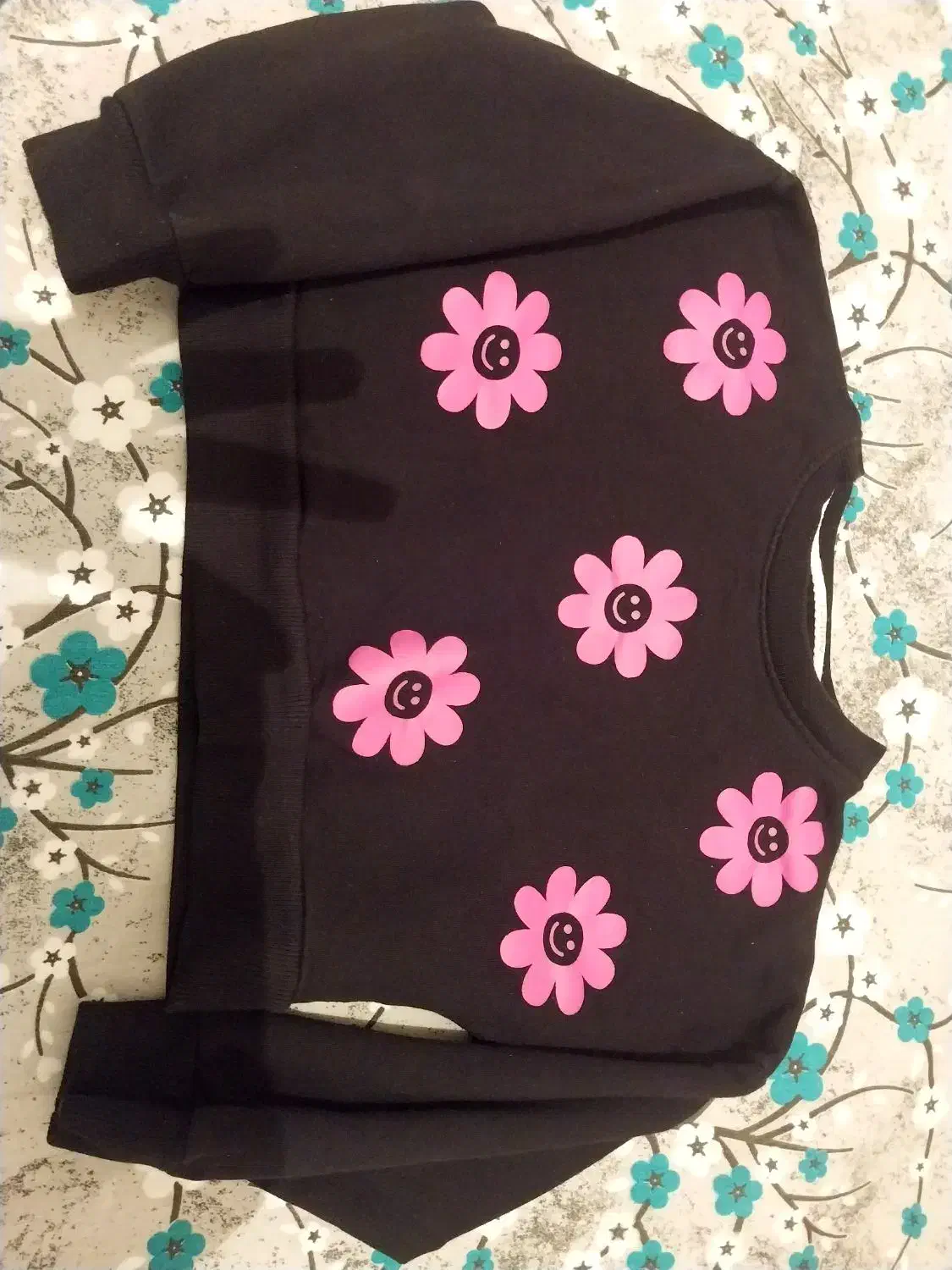 کت شلوار لی دخترونه با کراپ مناسب سه تا جهارساله|لباس|یزد, |دیوار