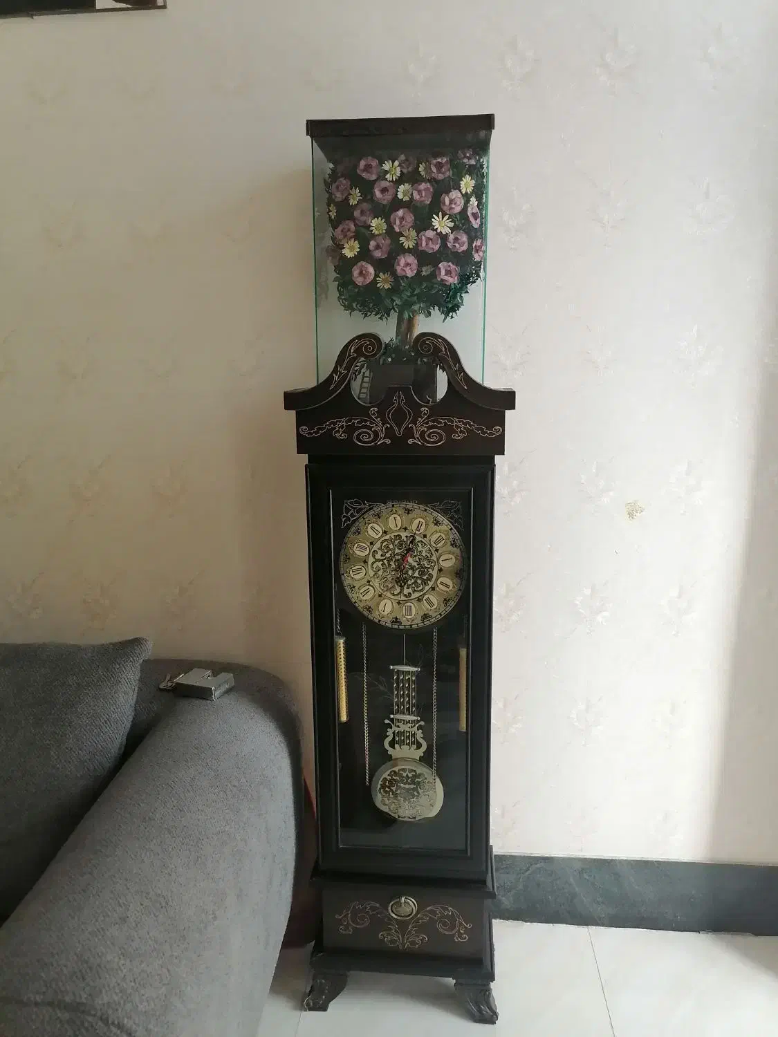 دوعدد ساعت ایستاده|ساعت دیواری و تزئینی|صدرا-فارس, فاز ۲|دیوار