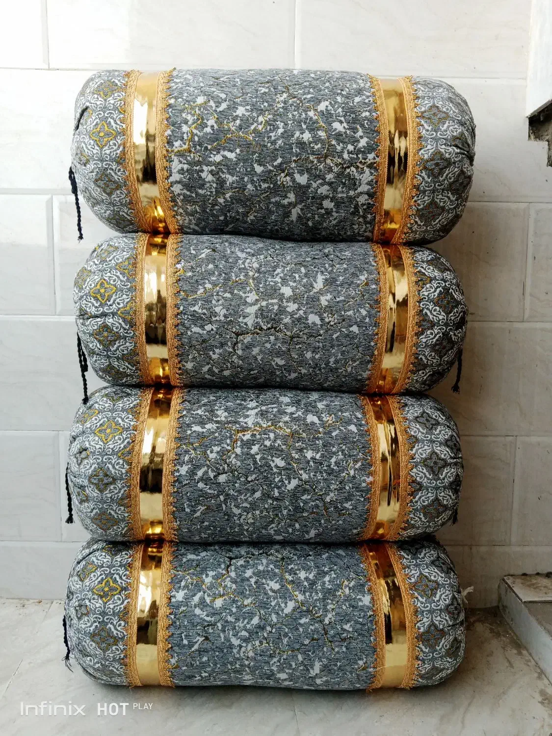 آگهی استخدام نیروی کار ساده جهت پر کردن بالشت|استخدام صنعتی، فنی، مهندسی|ایرانشهر, |دیوار