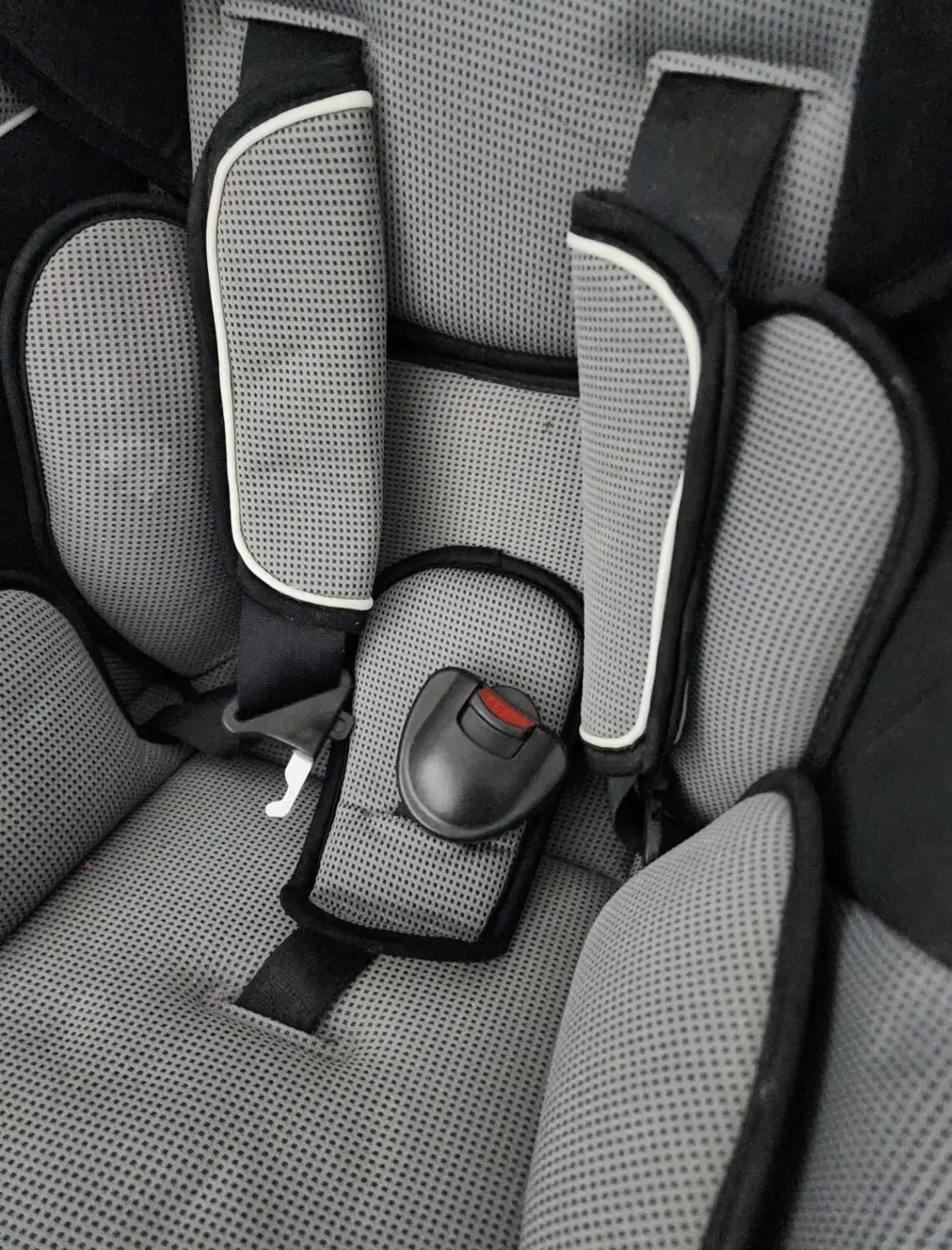 صندلی ماشین بچه|کالسکه و لوازم جانبی|مراغه, |دیوار