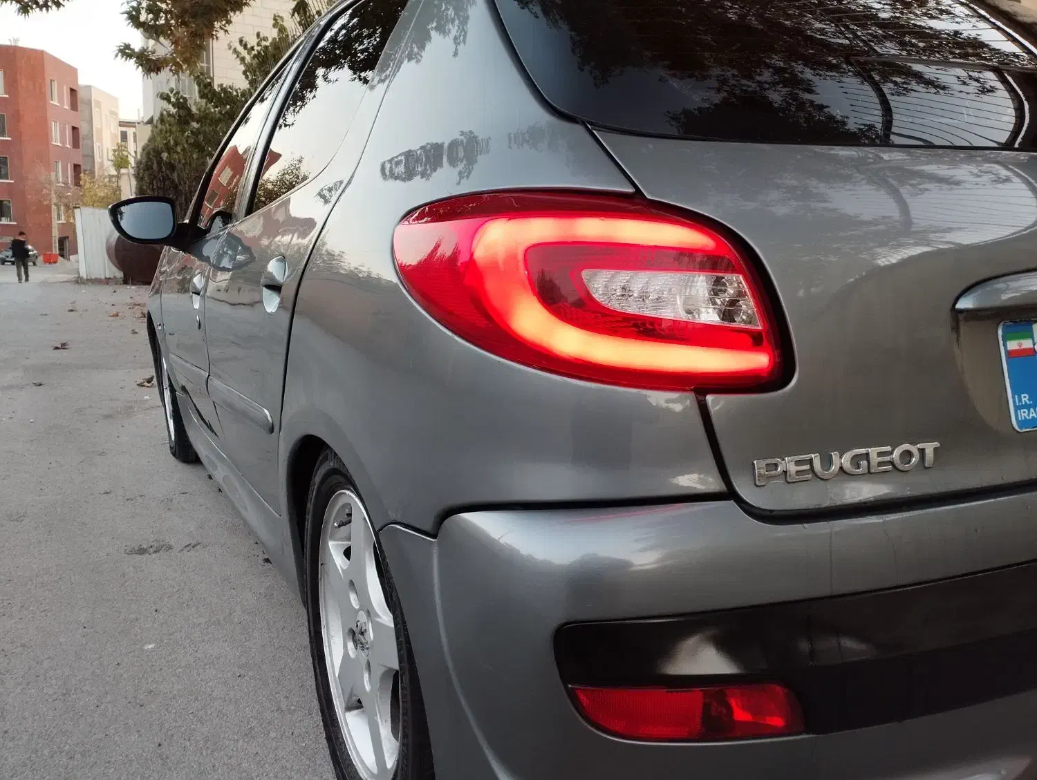 ۲۰۷ خاکستری|خودرو سواری و وانت|سنندج, |دیوار