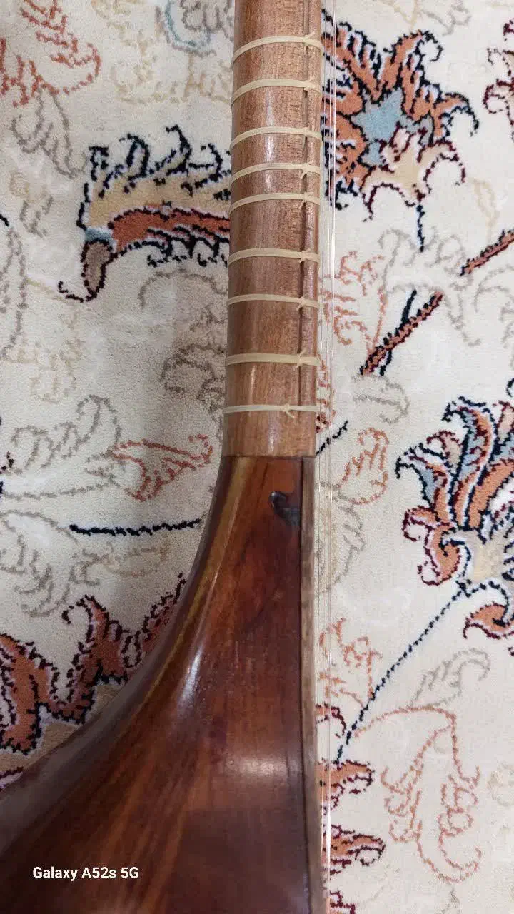 سه تار غزل بسیار خوش صدا و تقویت شده|سازهای سنتی|سمیرم, |دیوار