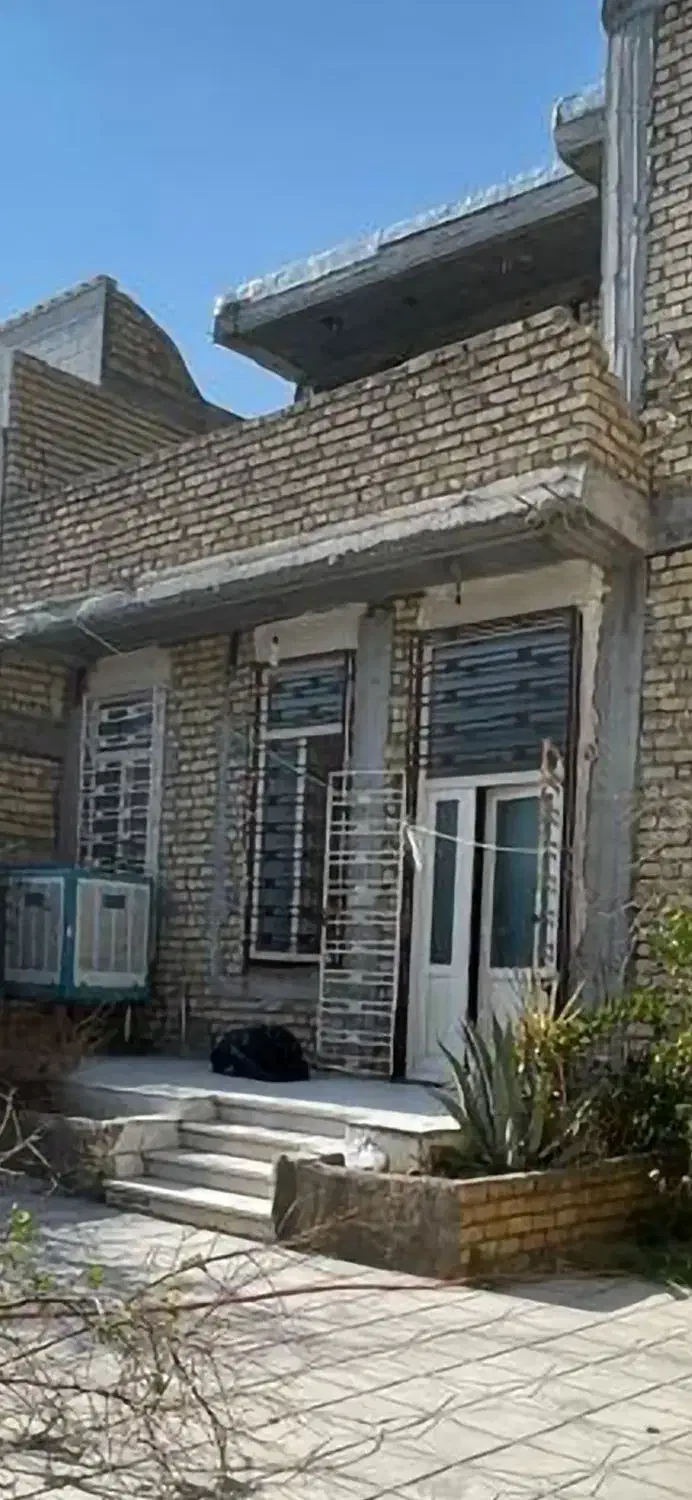 درب حال و۲ عدد پنجره دو جداره و قاب فلزی|مصالح و تجهیزات ساختمان|داراب, |دیوار