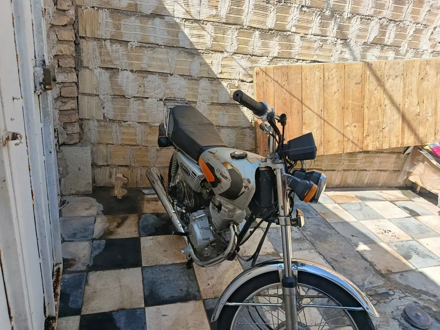 موتور سیکلت تیزتک مدل ۸۲|موتورسیکلت|شیراز, حجت آباد|دیوار