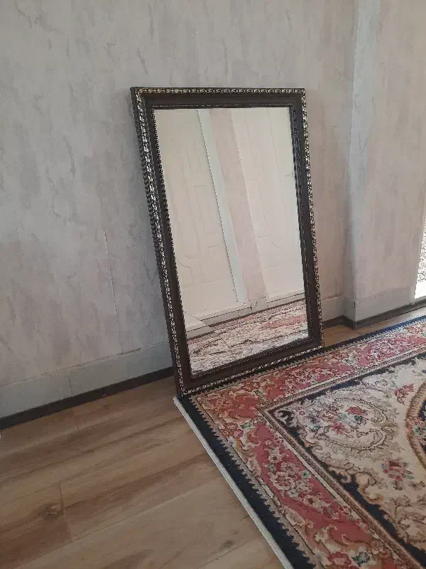 اینه|آینه|نیشابور, شهرک ولیعصر|دیوار