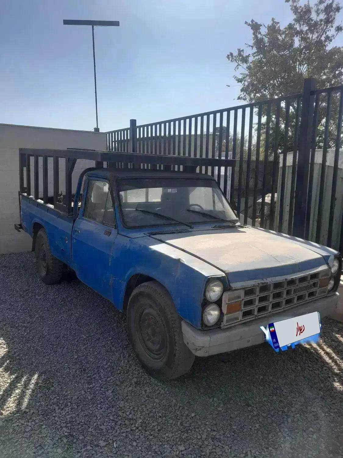 وانت نیسان مدل ۸۱|خودرو سواری و وانت|اسلام‌شهر, ملک‌آباد|دیوار