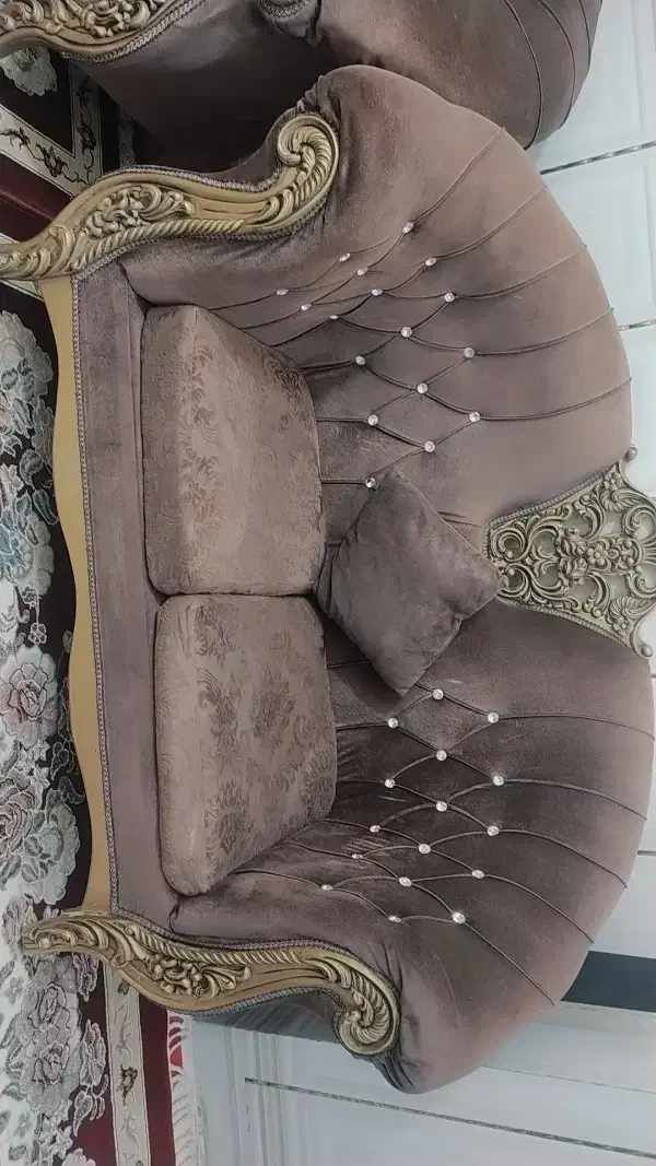 یک دست مبل 7|مبلمان خانگی و میز عسلی|زاهدان, |دیوار