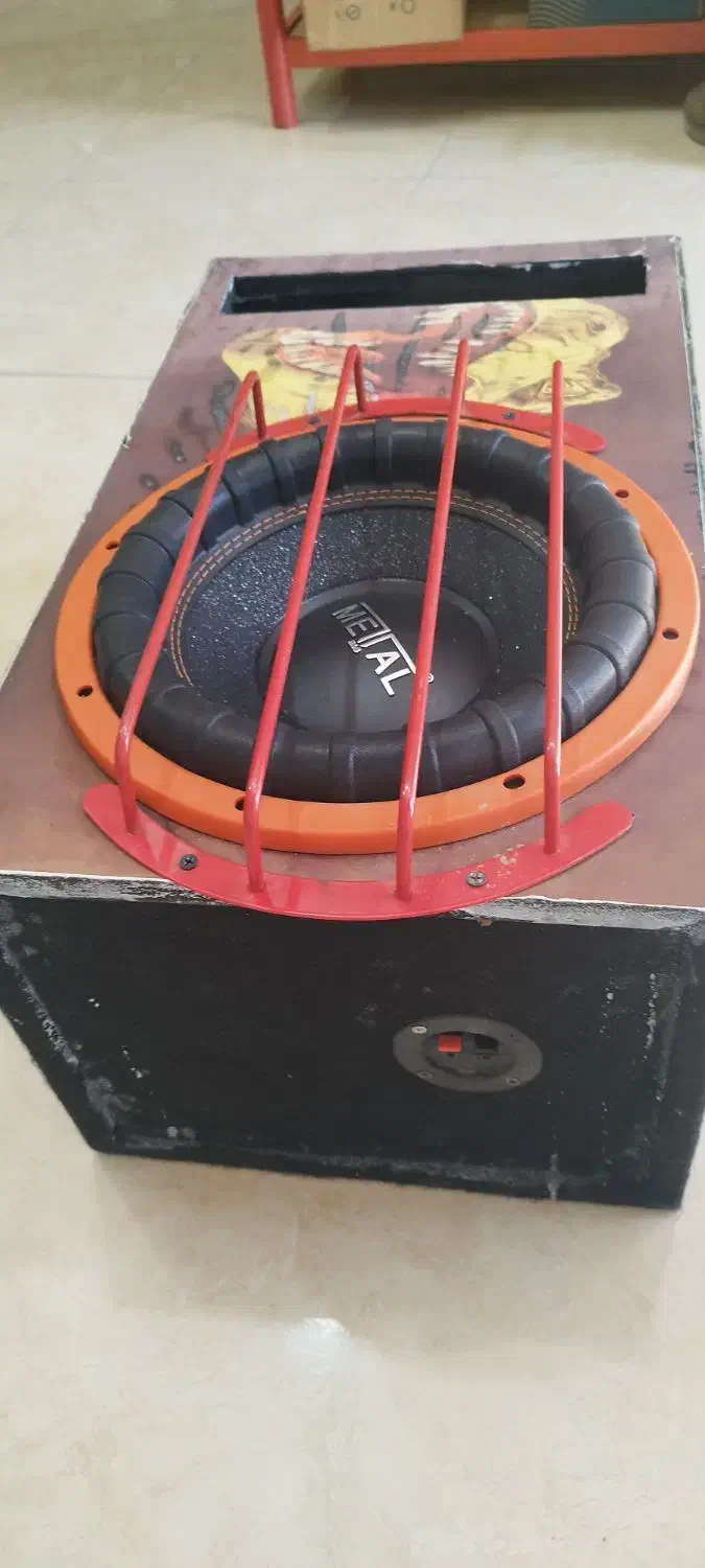 ساب ووفر متال 1500 نو و درحد  با باکس و محافظ|صوتی و تصویری|داران, |دیوار