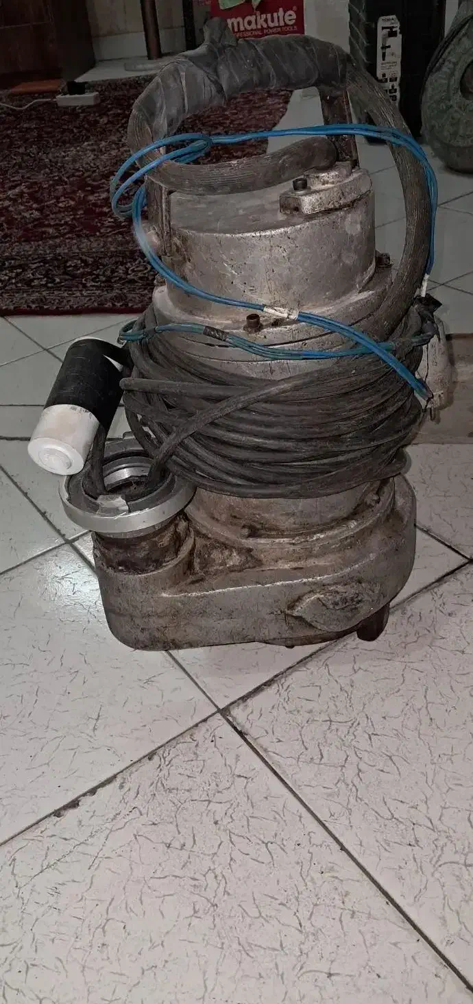 تخلیه چاه با پمپ لجن کش|خدمات پیشه و مهارت|تهران, والفجر (افسریه)|دیوار