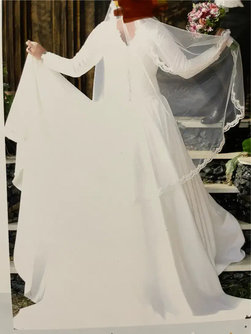 لباس عروس|لباس|لاهیجان, شیخ زاهد|دیوار