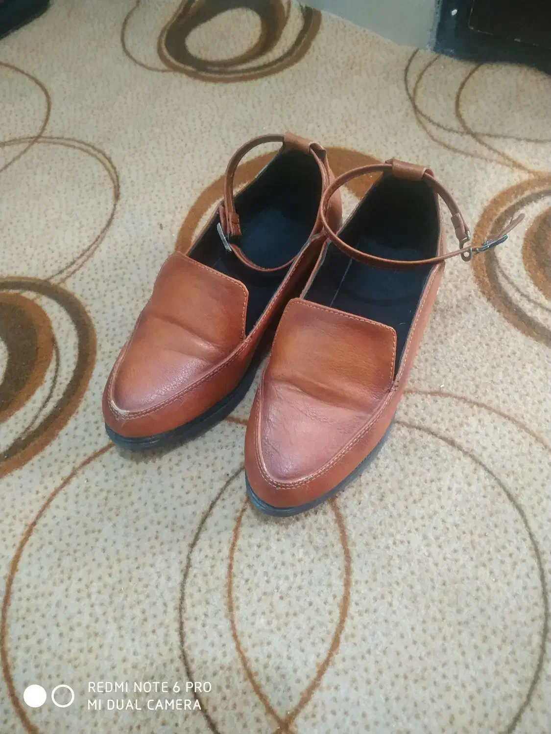 دو جفت کفش|کیف، کفش، کمربند|بیرجند, |دیوار