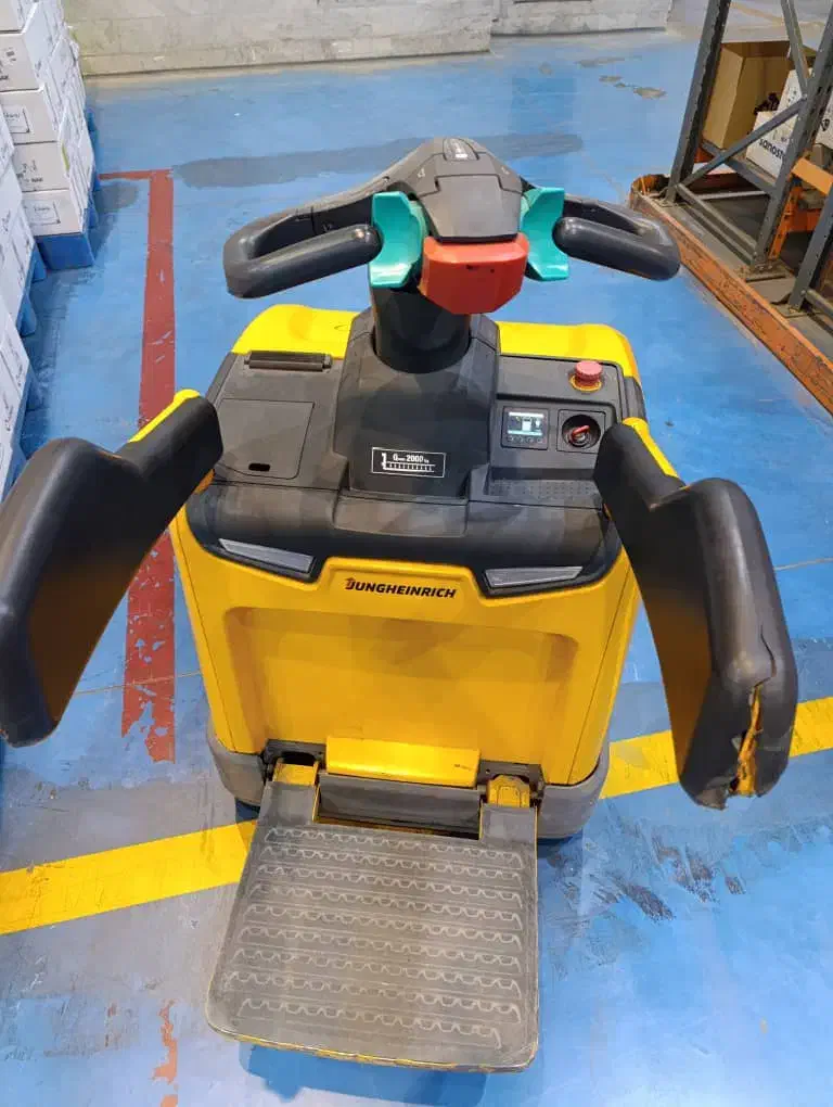 تعمیرات لیفتراک برقی ،استاکر برقی|ماشینآلات صنعتی|اسلامشهر, شهرک واوان|دیوار