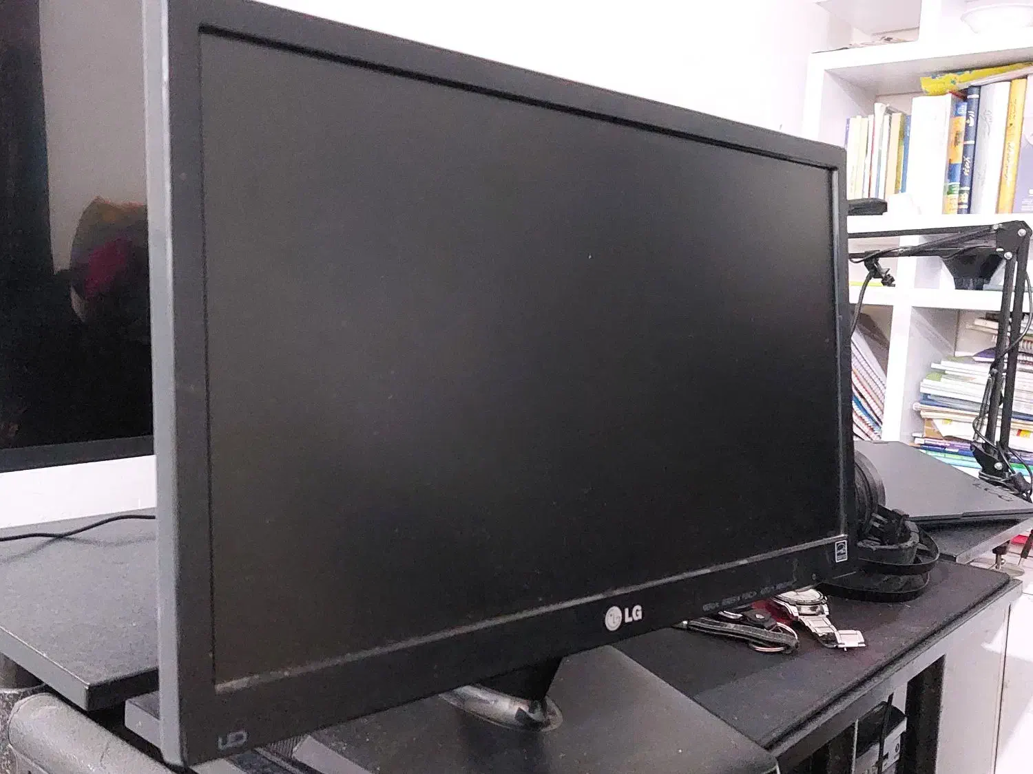 مانیتور. LG 20|قطعات و لوازم جانبی رایانه|بهبهان, |دیوار