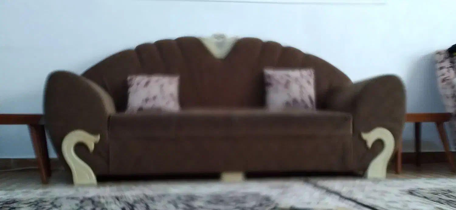 مبل سفارشی ساخت|مبلمان خانگی و میز عسلی|رشت, کوی حسینی|دیوار