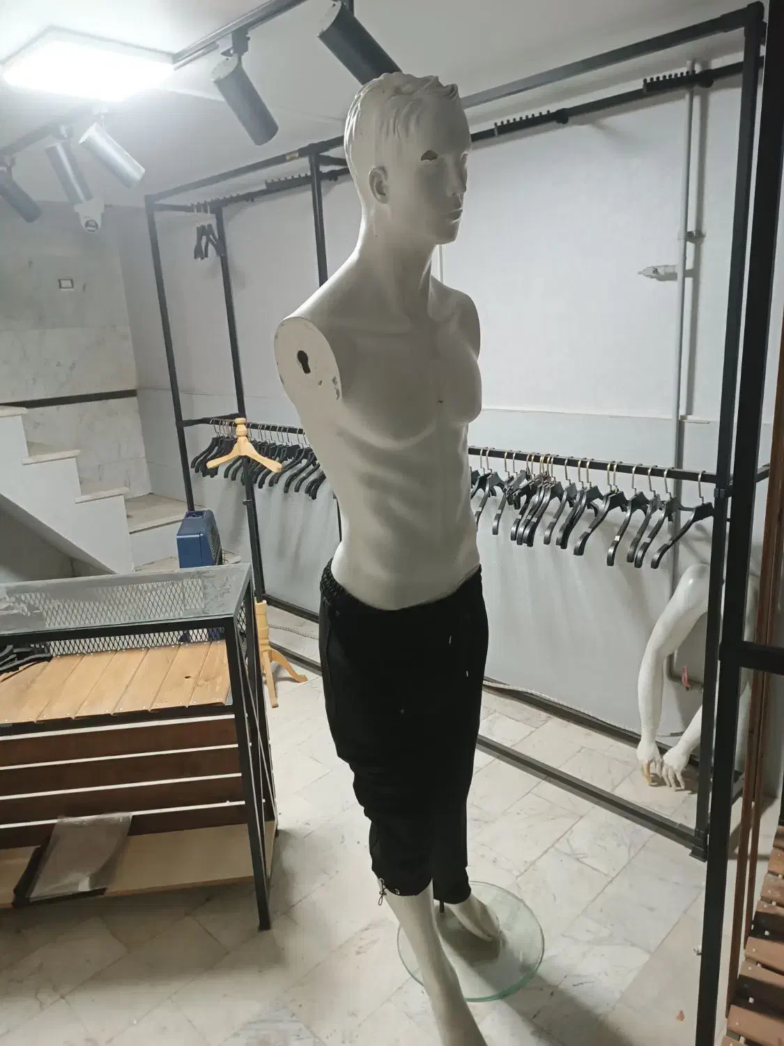 ویترین دکور بوتیک|فروشگاه و مغازه|اردبیل, |دیوار