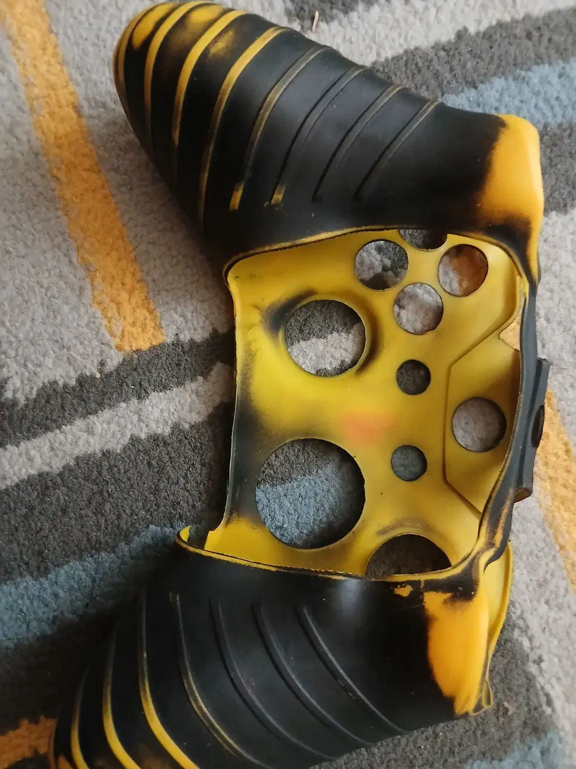 روکش دسته ایکس باکس سری اس|کنسول، بازی ویدئویی و آنلاین|مشهد, مصلی (کارمندان اول)|دیوار