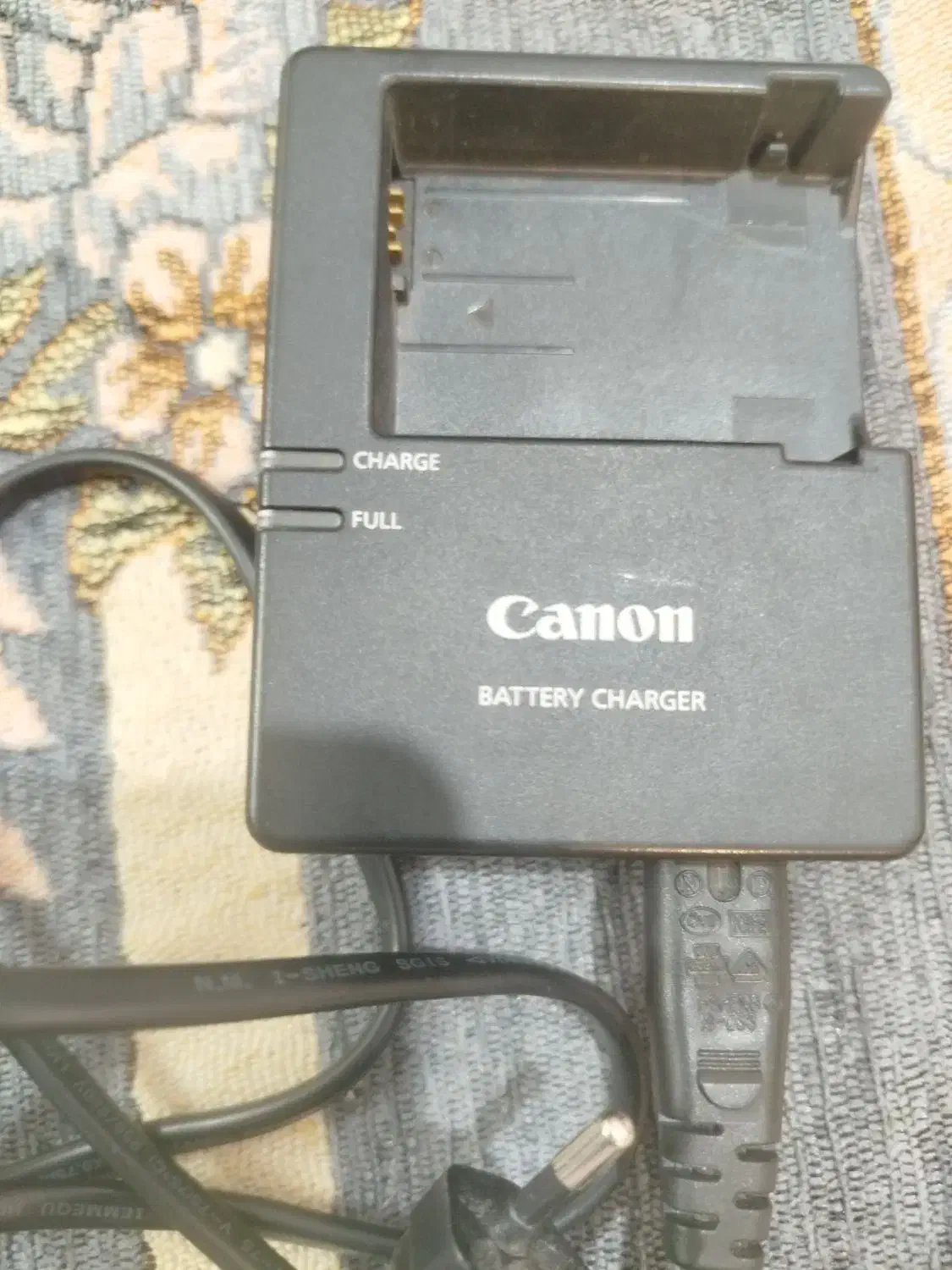 شارژر دوربین کنون|دوربین عکاسی و فیلمبرداری|قم, شهید رجایی|دیوار