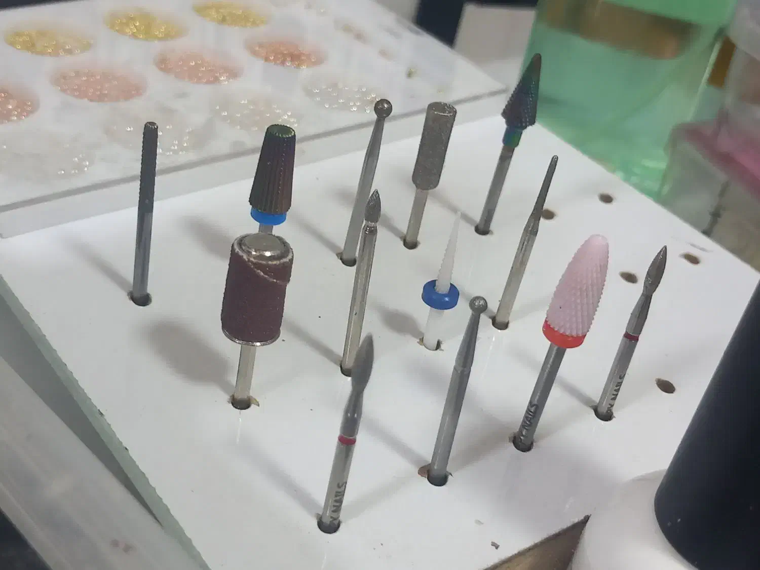 اپیلاسیونو کاشت ناخن|آرایشی، بهداشتی، درمانی|سنندج, |دیوار