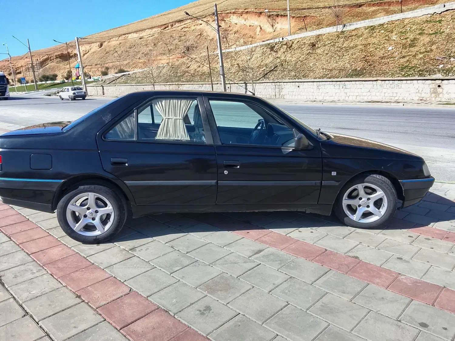 پژو مدل 83|خودرو سواری و وانت|پیرانشهر, |دیوار