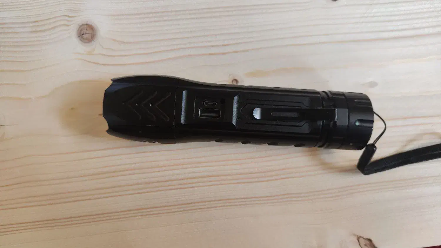 چراغ قوه فوق العاده|لامپ و چراغ|خرمآباد, |دیوار