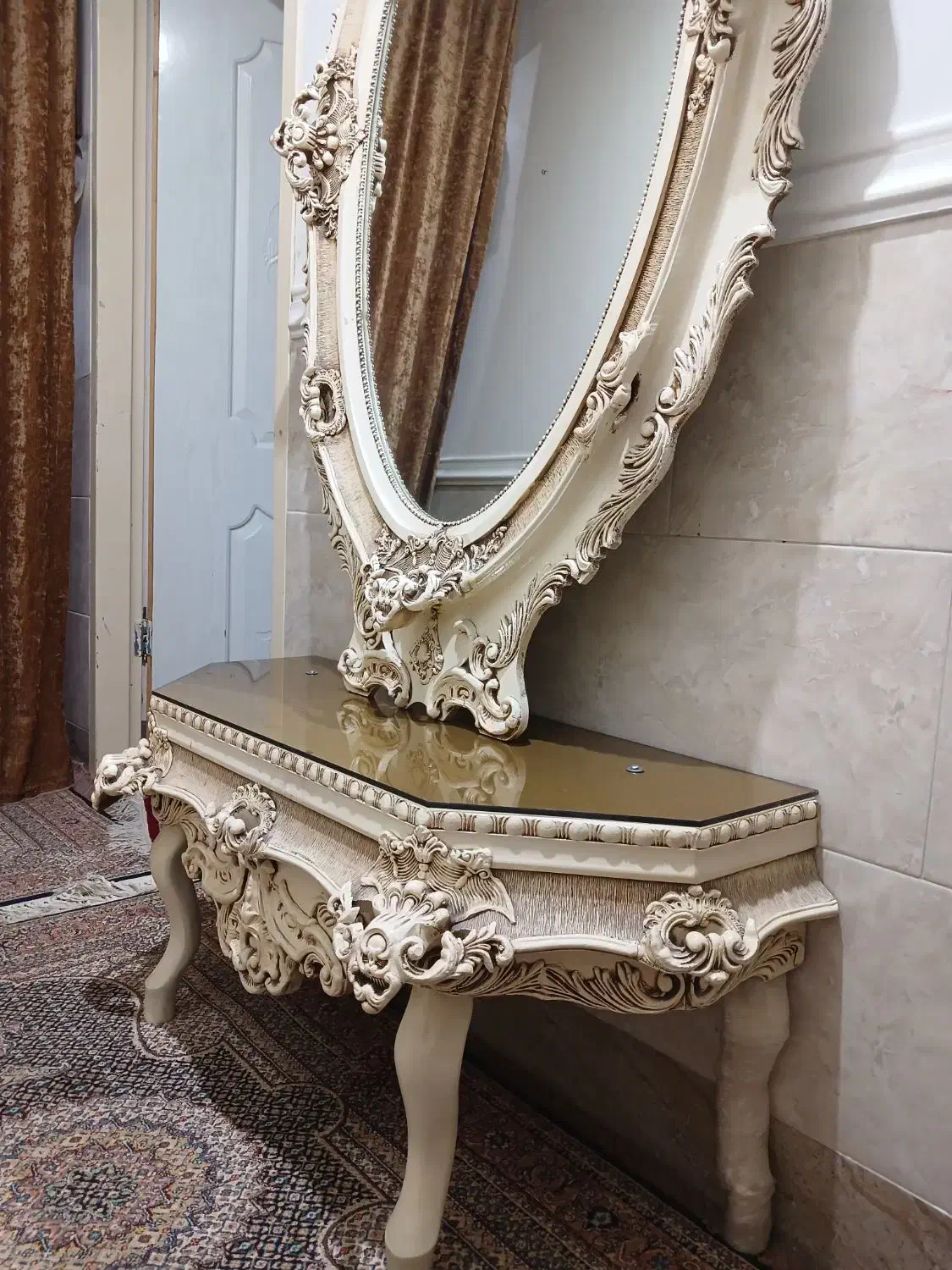 آینه بزرگ|آینه|بهبهان, |دیوار