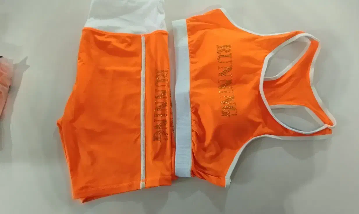 حراج ست نیم تنه و شلوارک ورزشی زنانه|لباس|مهاباد (آذربایجان غربی), |دیوار