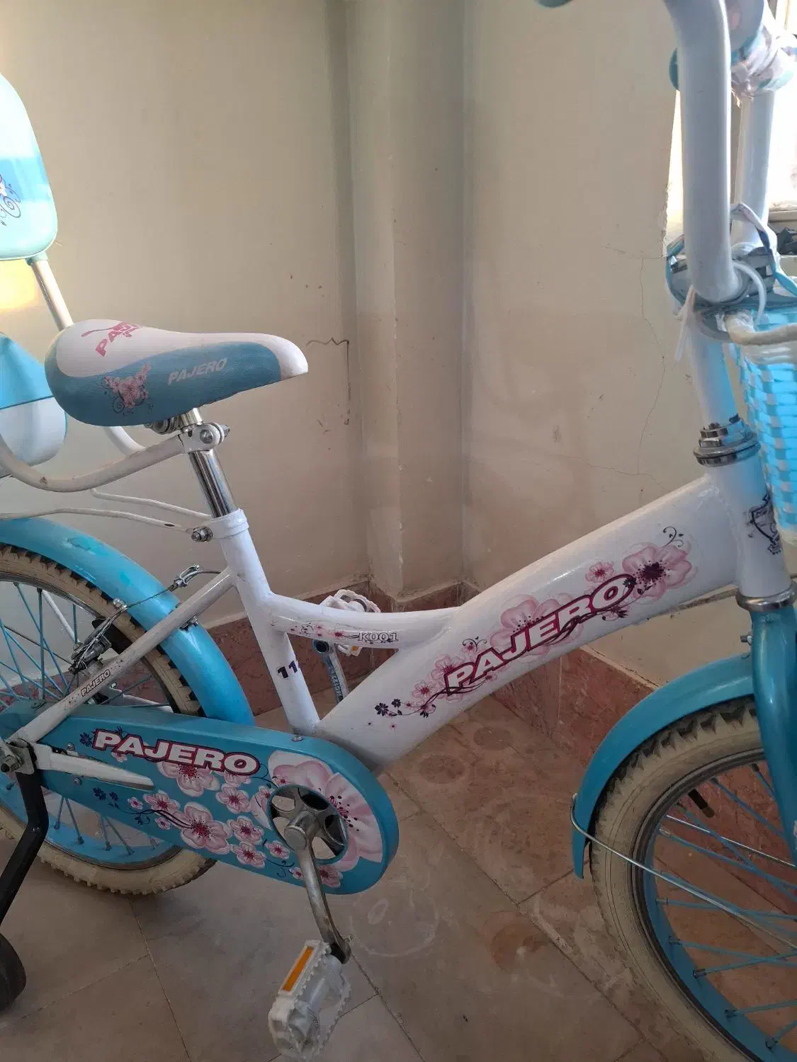 دوچرخه دخترانه سایز۲۰ مشابه آکبند مغازه|دوچرخه، اسکیت، اسکوتر|پرند, فاز ۲|دیوار