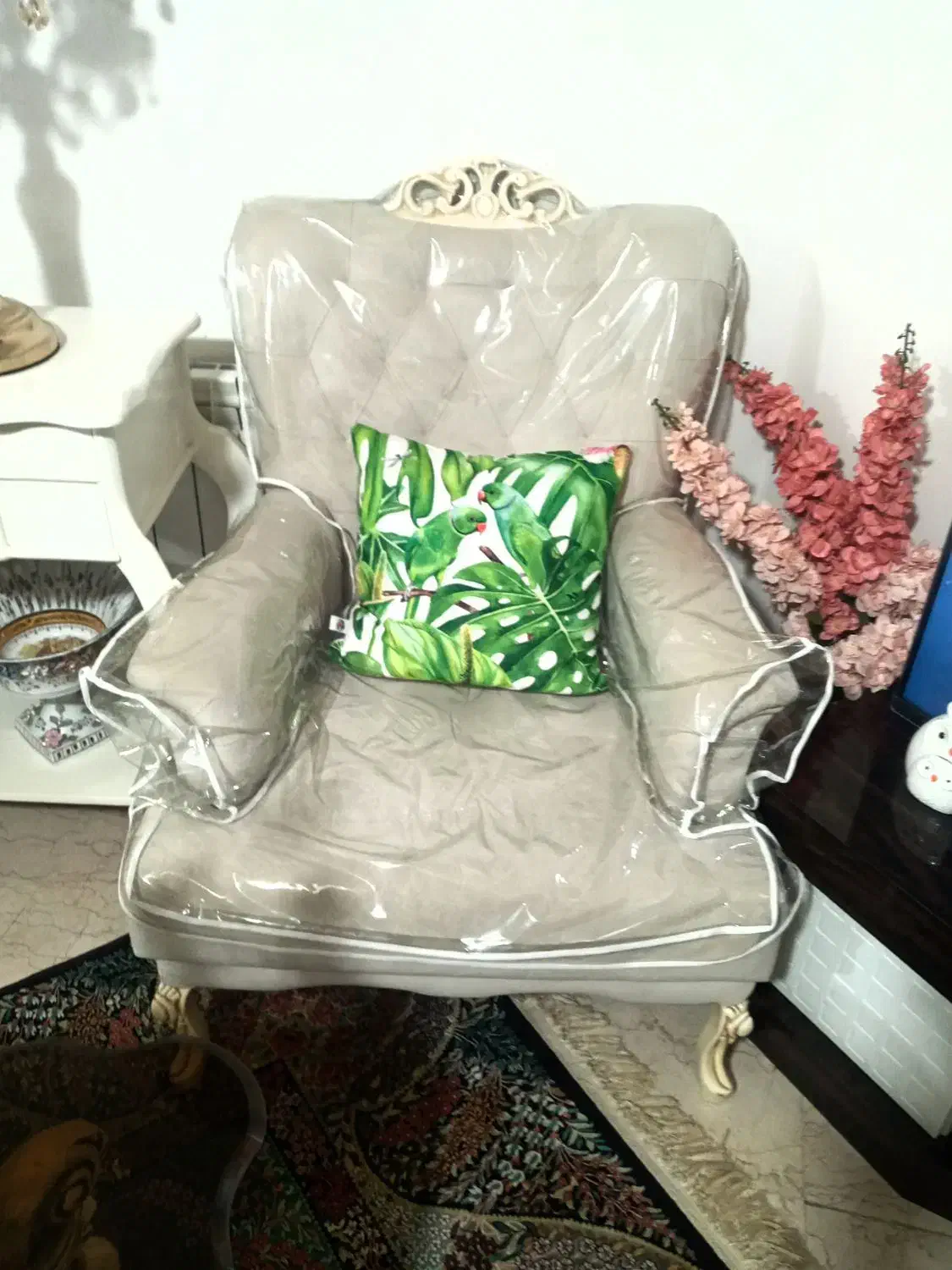 مبل نه نفره شیک و تمیز|مبلمان خانگی و میز عسلی|تهران, مجیدیه|دیوار