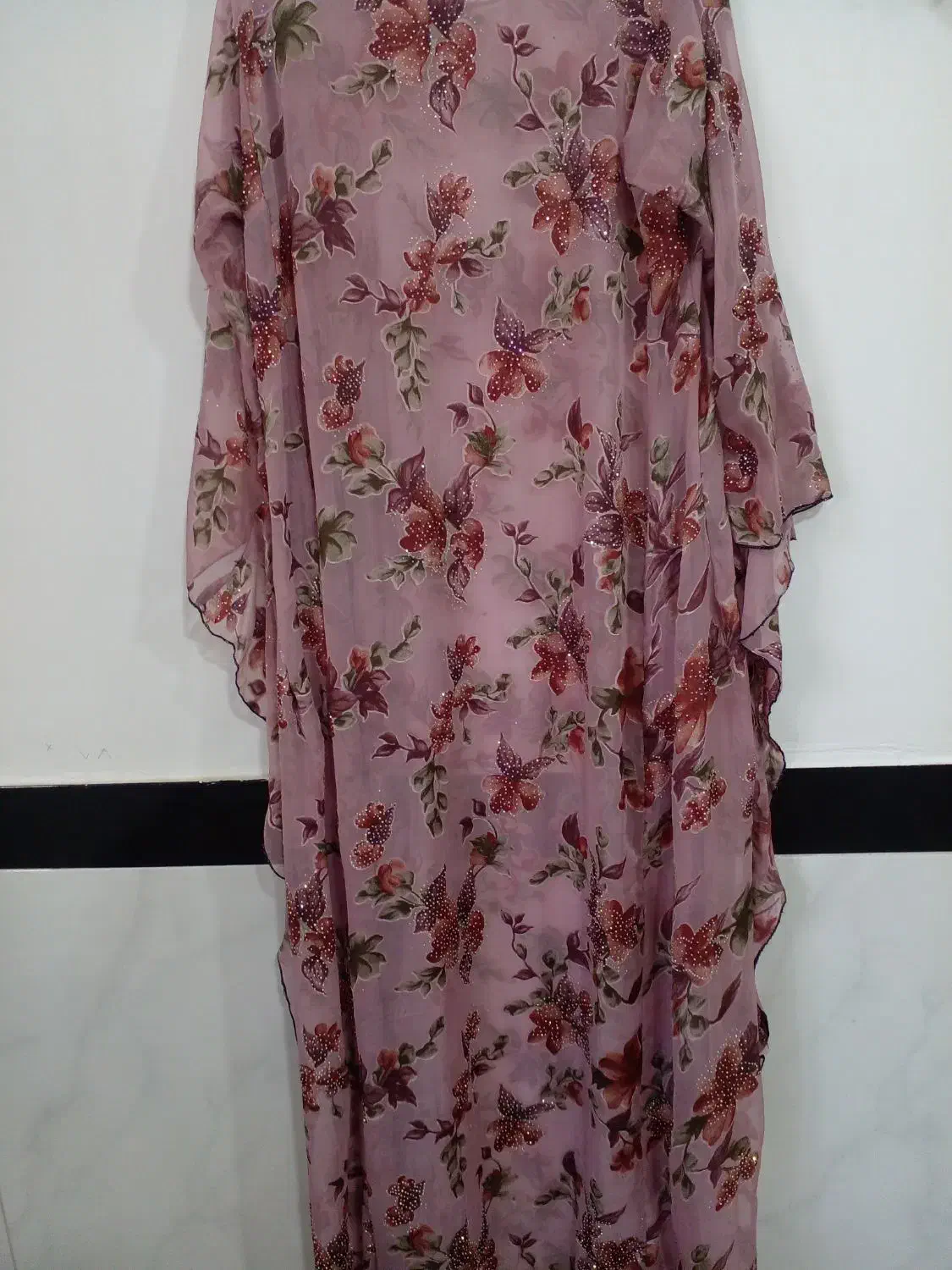 کراس کردی|لباس|جوانرود, |دیوار