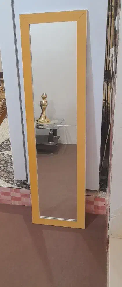 اینه قدی|آینه|خوی, |دیوار