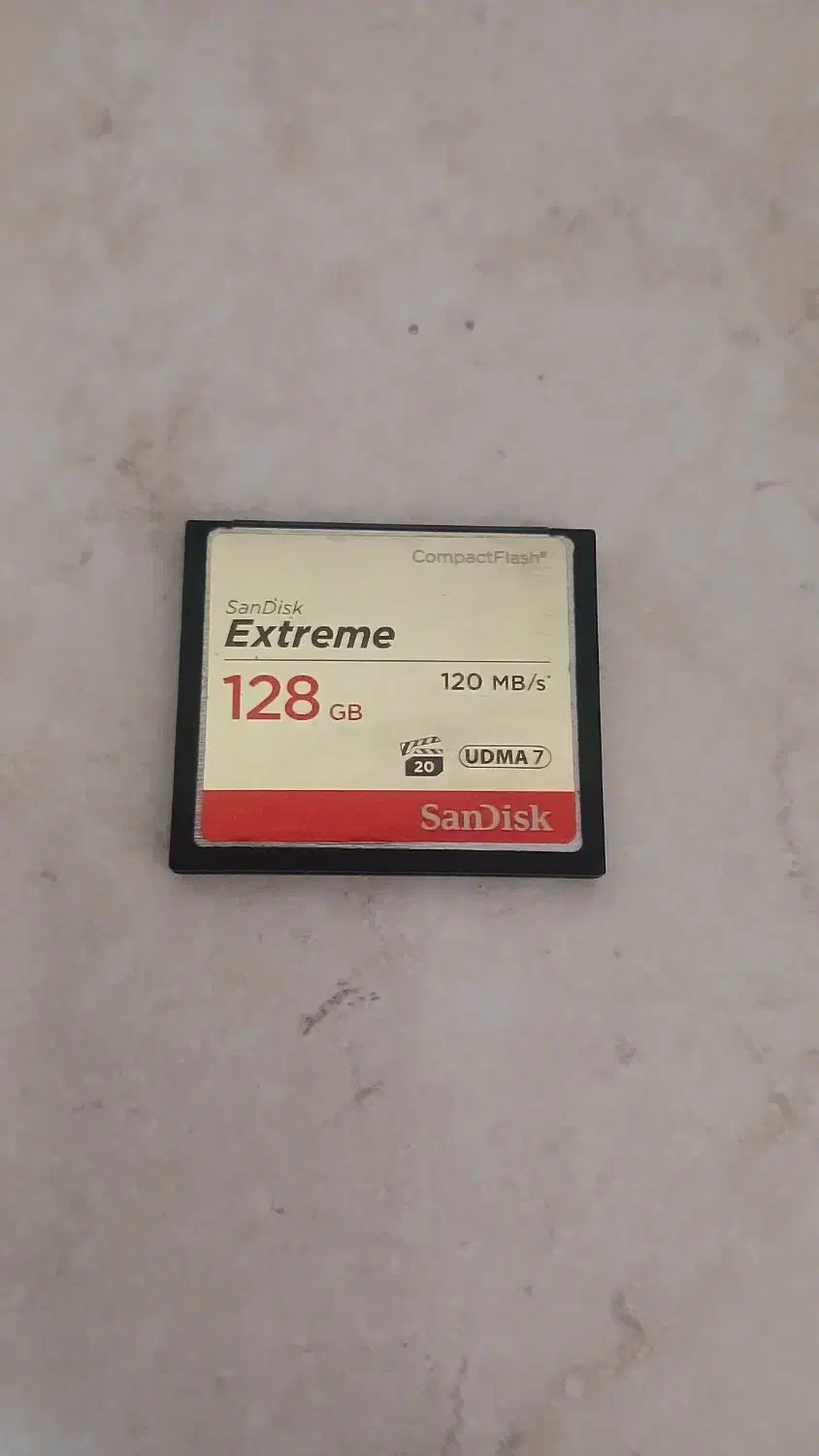 کارت حافظه 128G CF در حد نو|دوربین عکاسی و فیلم‌برداری|تهران, نصرت|دیوار