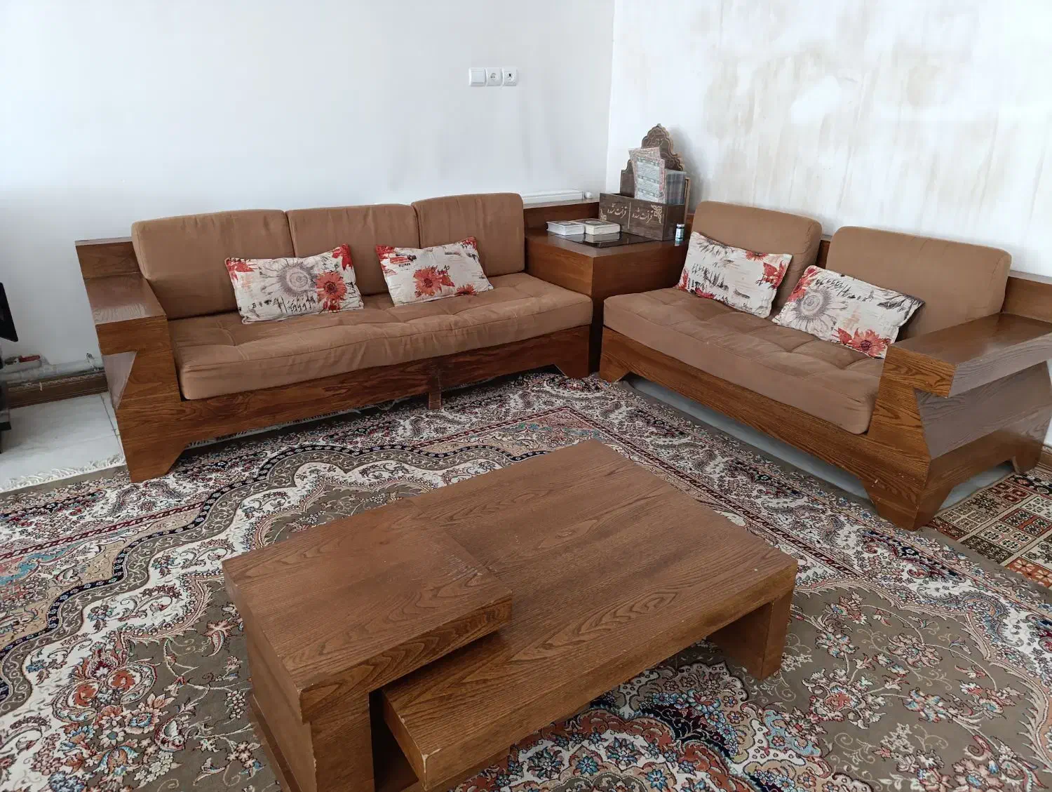 مبلمان ۸ نفره|مبلمان خانگی و میز عسلی|نظرآباد, نظرآباد|دیوار