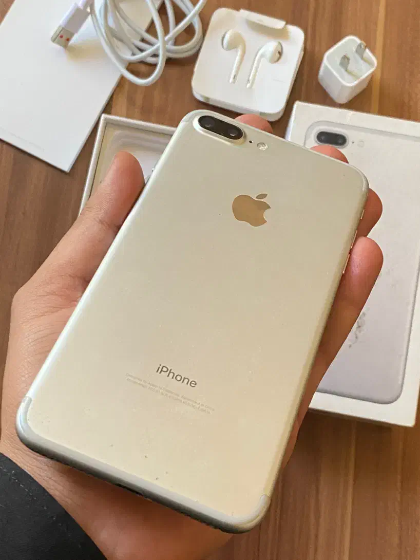 آیفون ۷ پلاس حافظه ۱۲۸|موبایل|تهران, استاد معین|دیوار