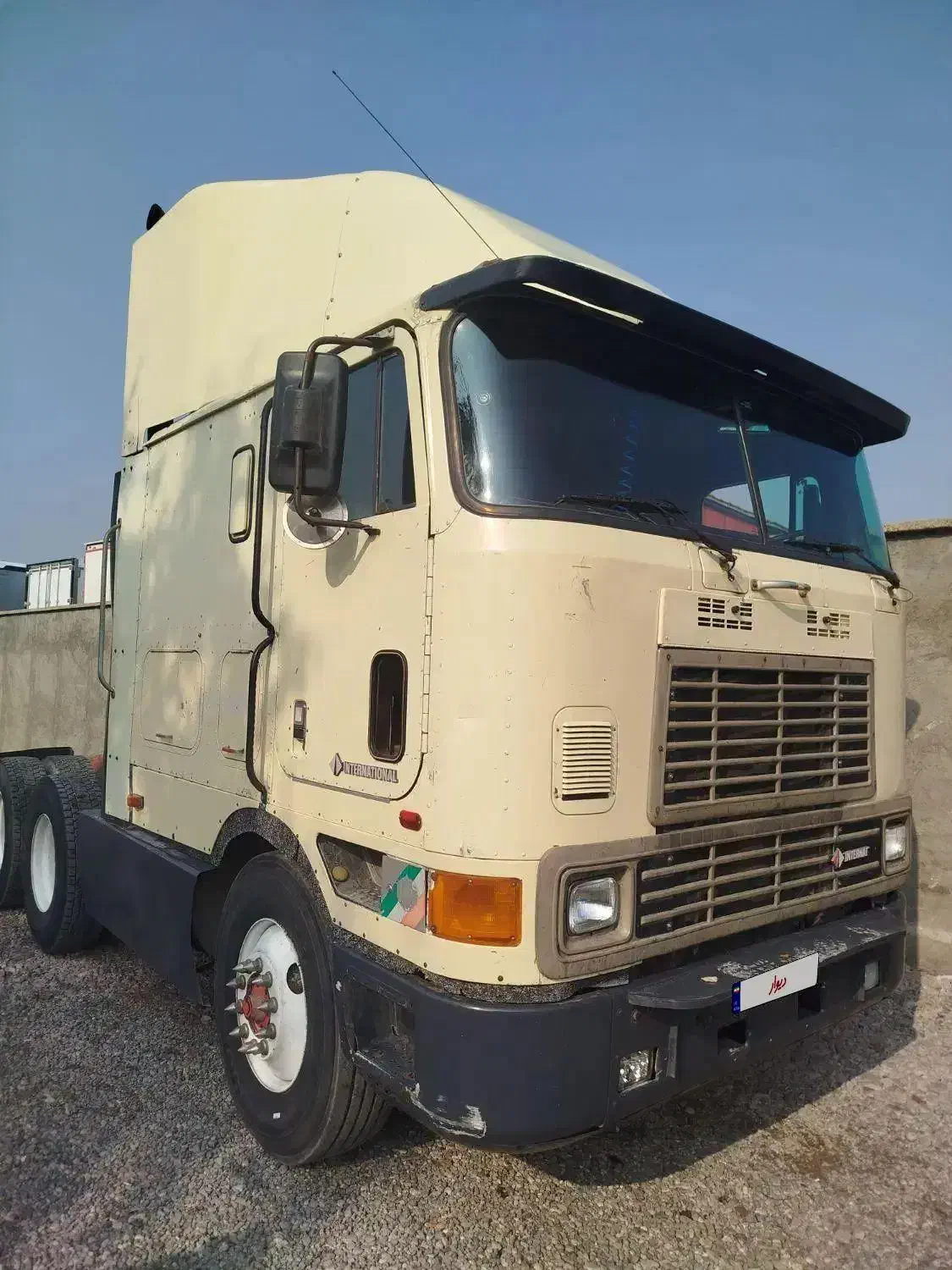 اینترناش مدل 68|خودرو سنگین|نوشین شهر, |دیوار