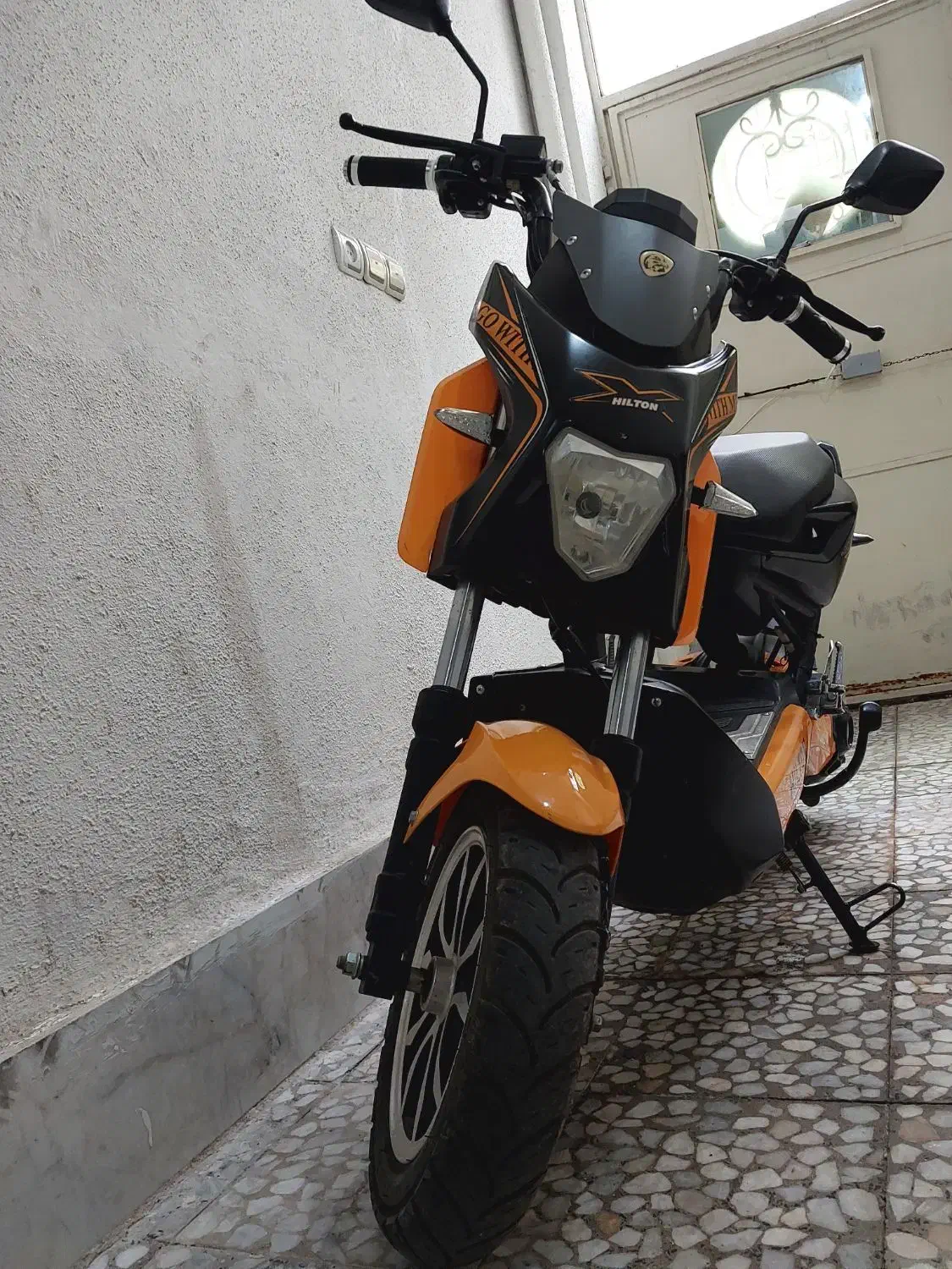 موتور برقی هیلتون ۱۵۰۰ وات تمیز و آماده استفاده|موتورسیکلت|لاهیجان, قیام|دیوار