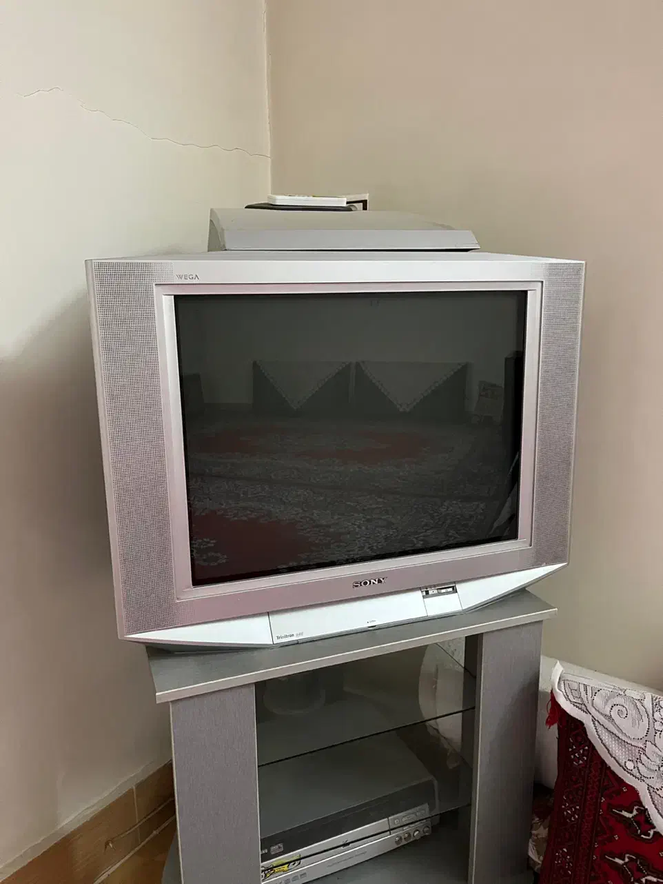 تلویزیون سونی ۲۸اینچ|تلویزیون و پروژکتور|تاکستان, |دیوار