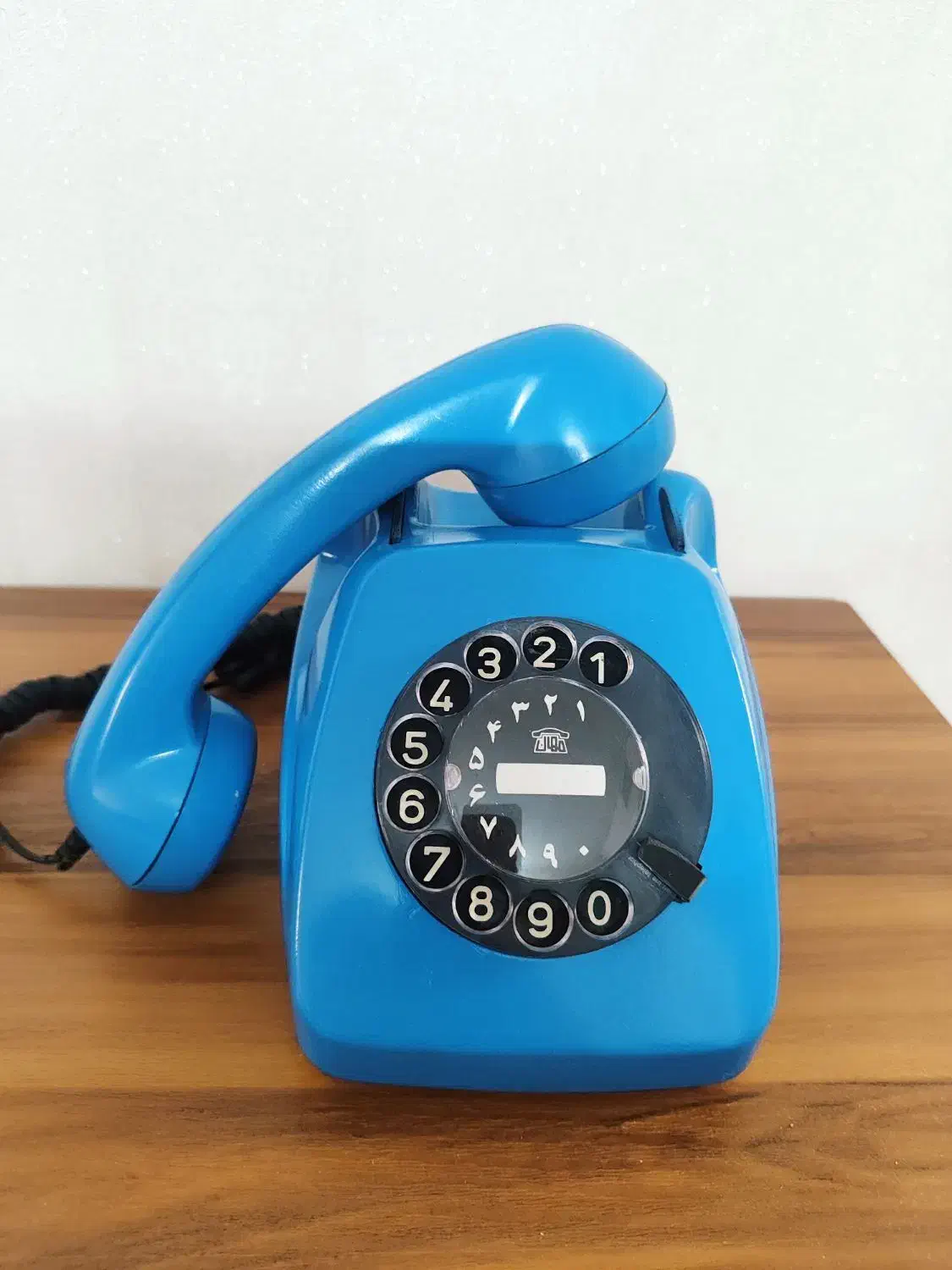 تلفن قدیمی|تلفن رومیزی|تهران, صد دستگاه|دیوار