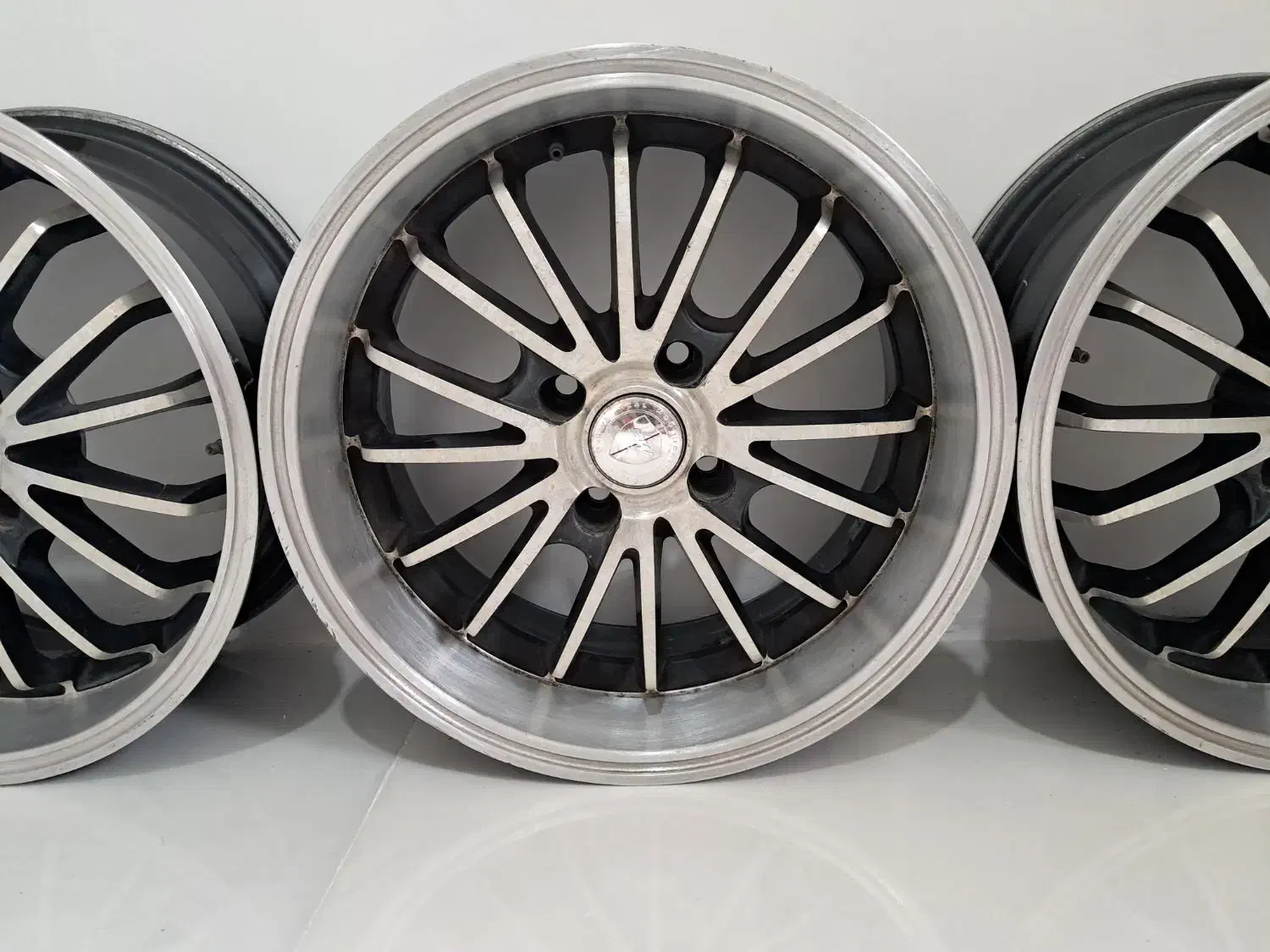 رینگ آلمینیومی و اسپرت مخصوص سمند و پژو سایز 17 R|قطعات یدکی و لوازم جانبی|بندر انزلی, کلیور|دیوار