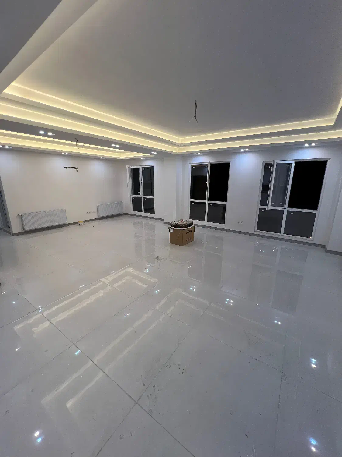 مجاوراستخر/طبقه۵/غیراوقاف نوساز|فروش آپارتمان|لاهیجان, قیام|دیوار