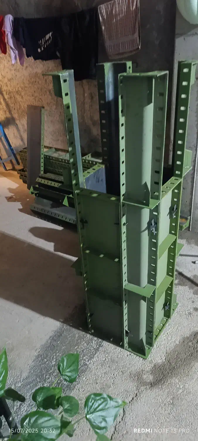 قالب ستون 40*40ارتفاع 3متری تو عکس مشخصه همه چی|مصالح و تجهیزات ساختمان|محمودآباد, |دیوار