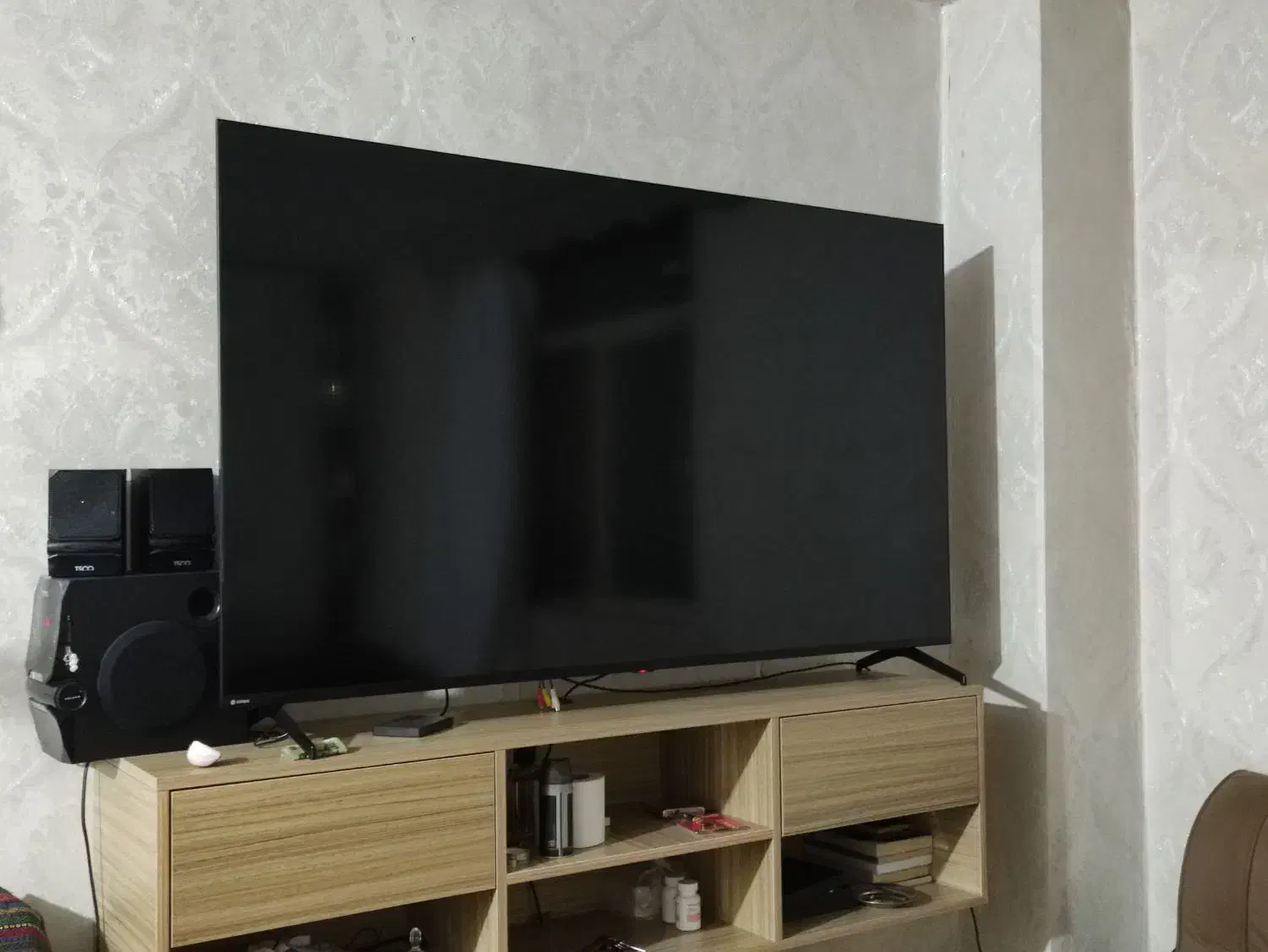 تلویزیون 65|تلویزیون و پروژکتور|ری, ظهیرآباد|دیوار