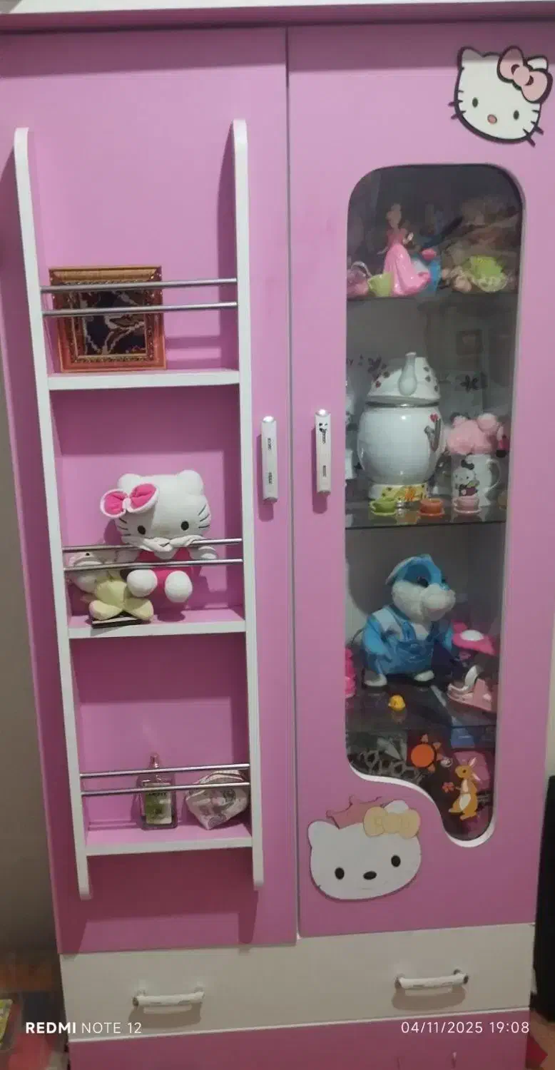 کمد دخترانه و میز  تحریر دخترانه|جاکفشی، کمد، دراور|پاکدشت, حصار امیر|دیوار