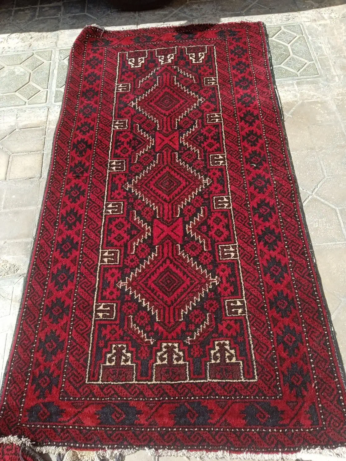 قالیچه دستباف|فرش|تربت‌حیدریه, شهید قرنی|دیوار