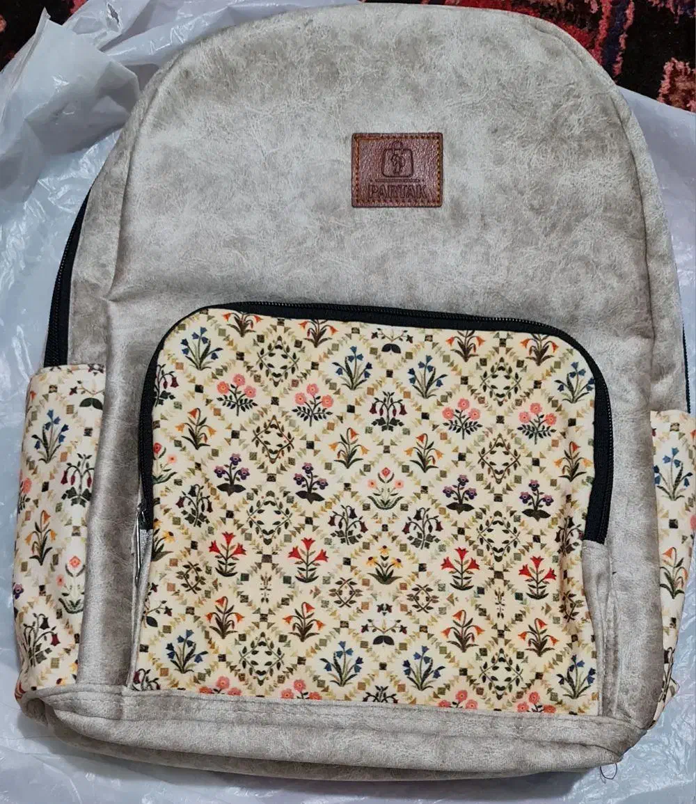 کوله پشتی نو و آکبند|کیف، کفش، کمربند|فردیس, طالقانی|دیوار