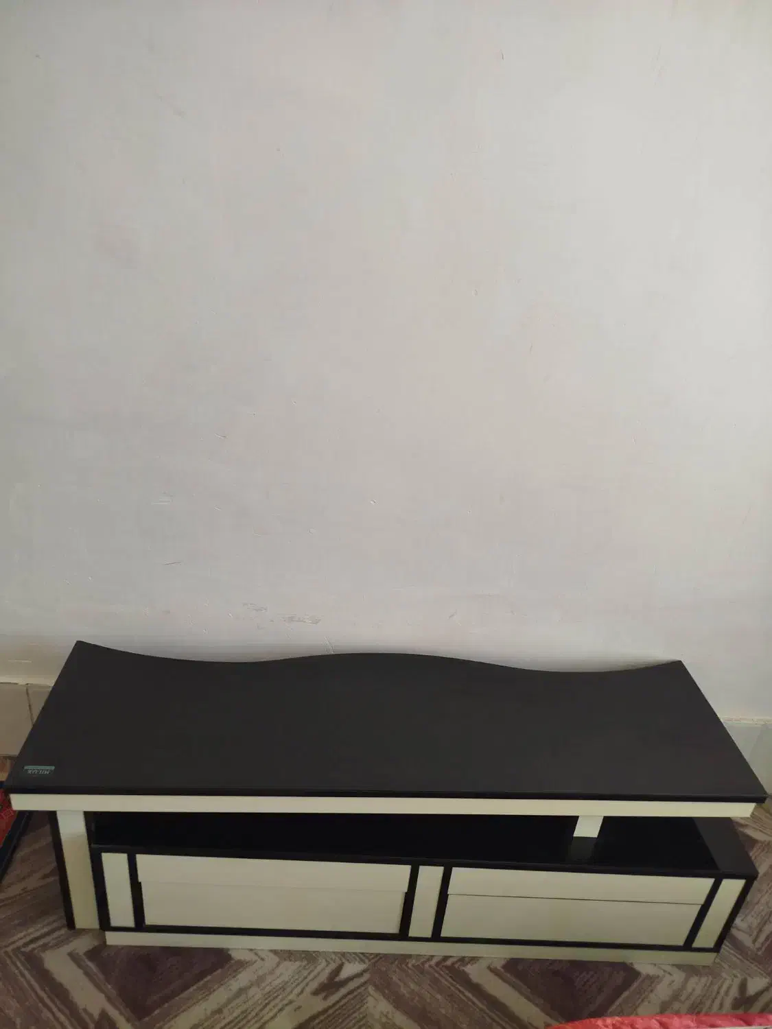 زیر تلویزیونی درحدنو|میز تلویزیون|فیروزآباد (فارس), |دیوار