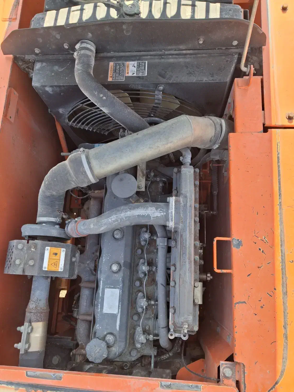 بیل لاستیکی دوسان ۱۸۵|خودرو سنگین|تهران, امانیه|دیوار