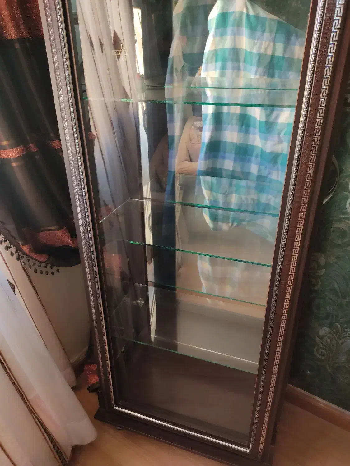 بوفه چوبی تاج دار|بوفه، ویترین، کنسول|زنجان, |دیوار