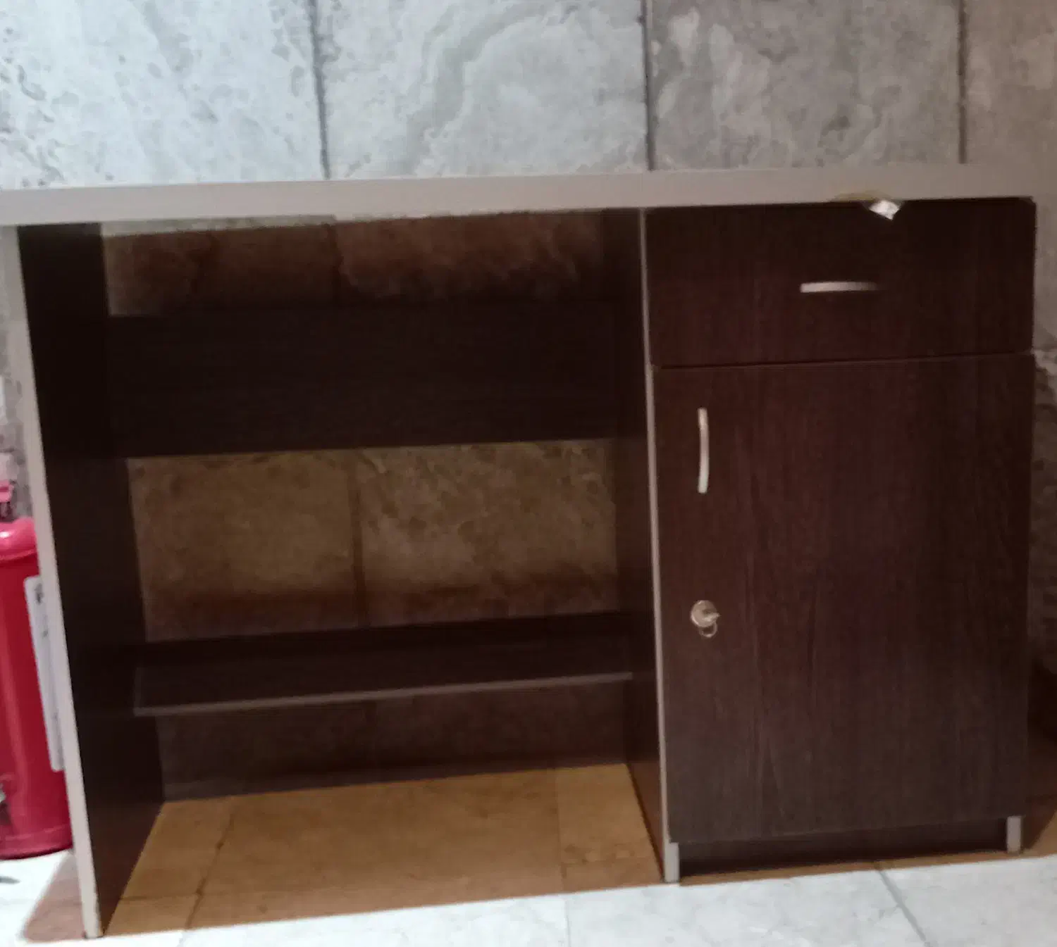 میز تحریر چوبی|میز تحریر و کامپیوتر|کرج, عظیمیه|دیوار